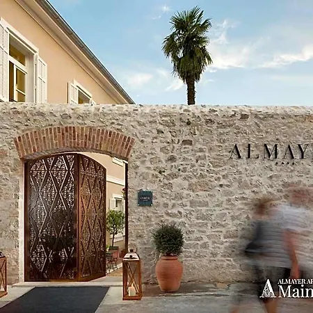 Almayer Art & Heritage Adults Only And Dependance Готель 4*