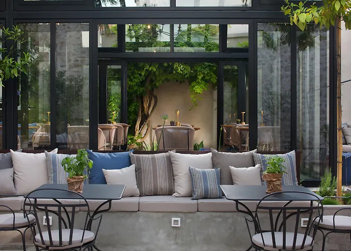 Almayer Art & Heritage Adults Only And Dependance 酒店 4*