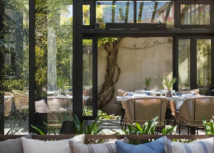 Hotel Almayer Art & Heritage Adults Only And Dependance 4*