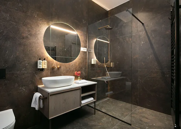 Almayer Art & Heritage Adults Only And Dependance 扎达尔